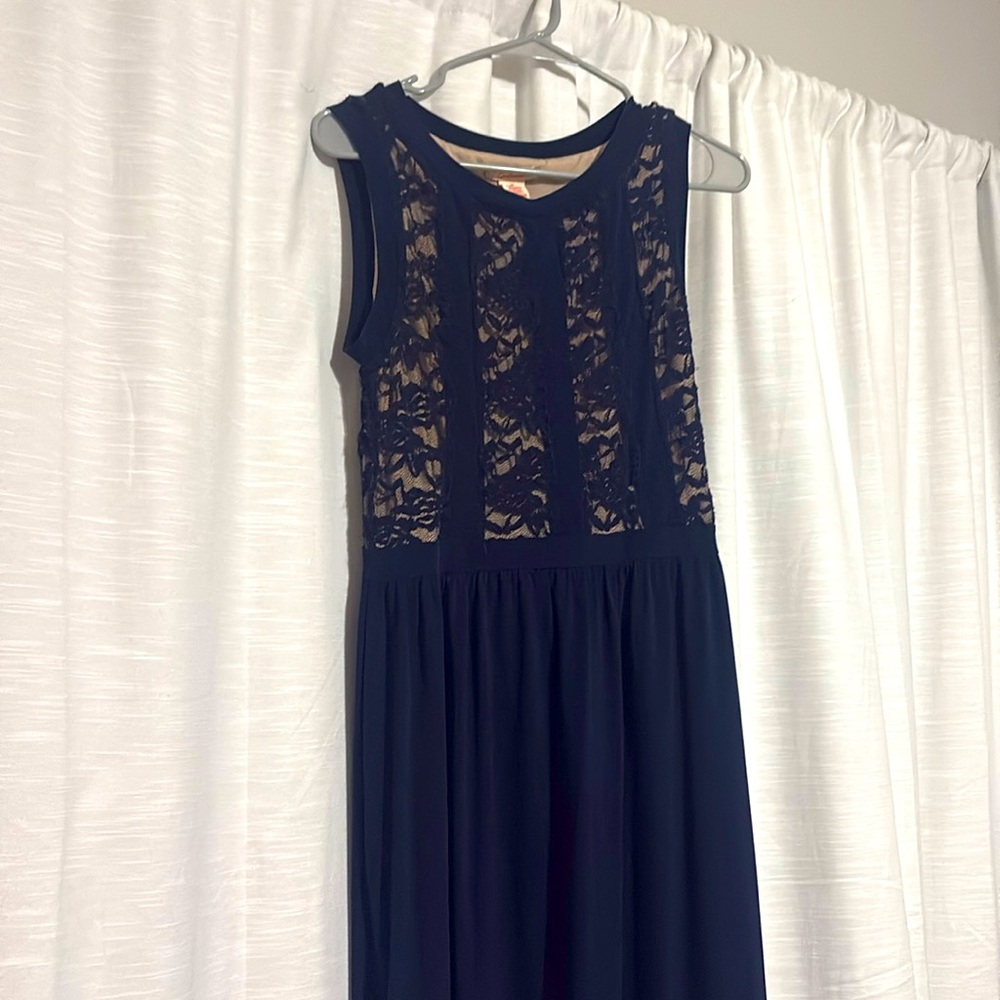 Beautiful‎ Semi Formal Navy Blue Dress midi. Size Medium. Tank.
